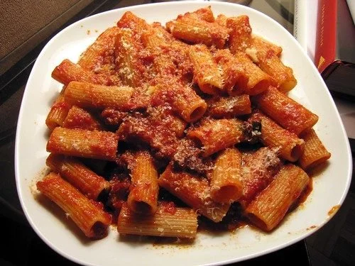 Sopranos Saucery: Rigatoni with Sausage & Tomato Sauce