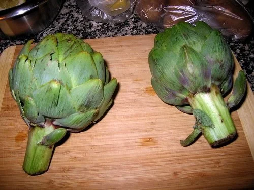 To Cut An Artichoke