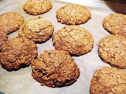 “Baked” Oatmeal Cookies with Cardamom