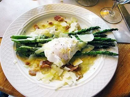 A Springy Lunch at Al Di La