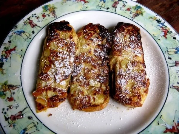 Hot Dog Bun French Toast