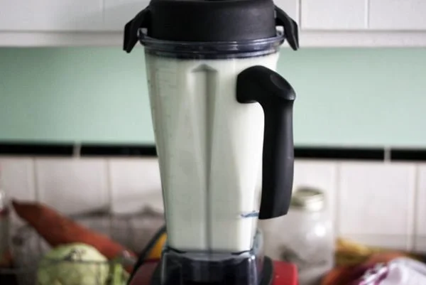 Creamy Creamless Cauliflower Soup