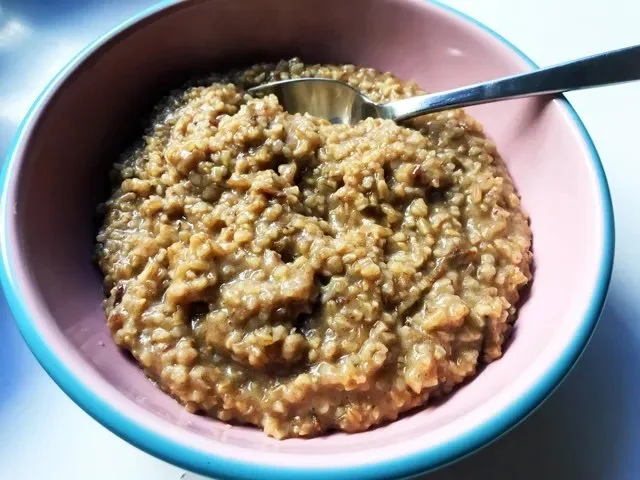 Whole Date Oatmeal